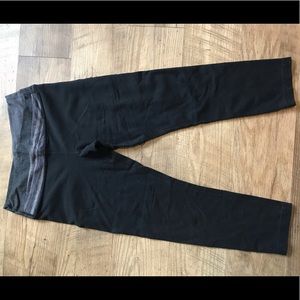 Lululemon cropped leggings (size 4)